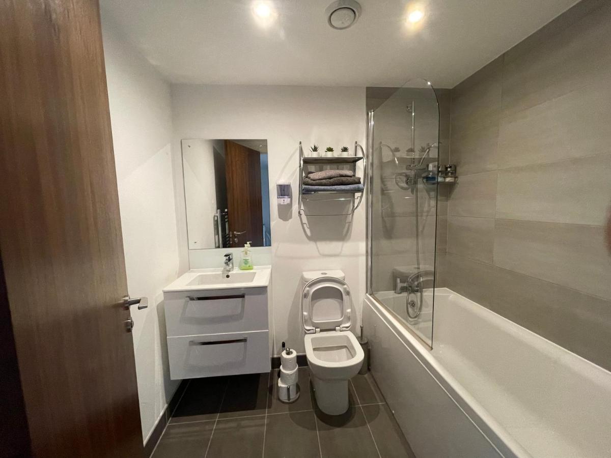 Modern Apartment Near Bullring เบอร์มิงแฮม ภายนอก รูปภาพ
